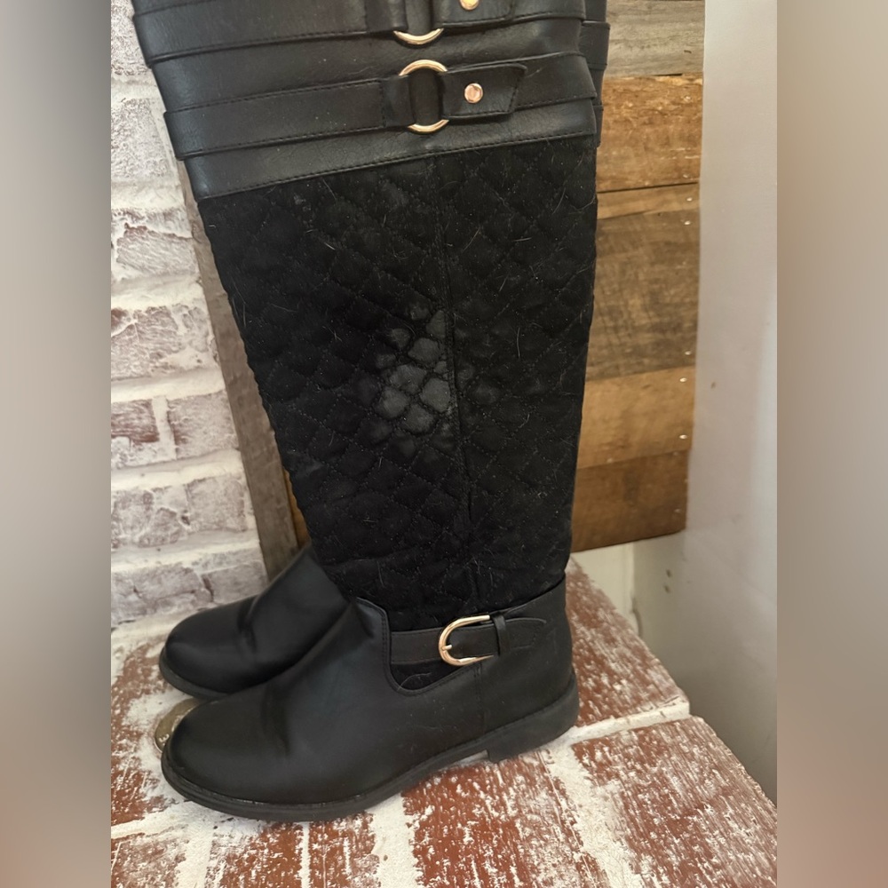 Just Fab Black Quilted Women's Boots - Picture 2 of 5